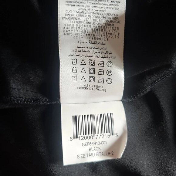 BCBGeneration Halter Style Black Polyester Sleeveless Lined Maxi Dress-Size: 2 - Picture 13 of 14